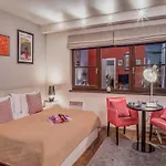 4 Arts Suites